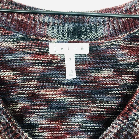 Leith🔥SALE🔥V neckline sweater Medium NWOT - Picture 2 of 4